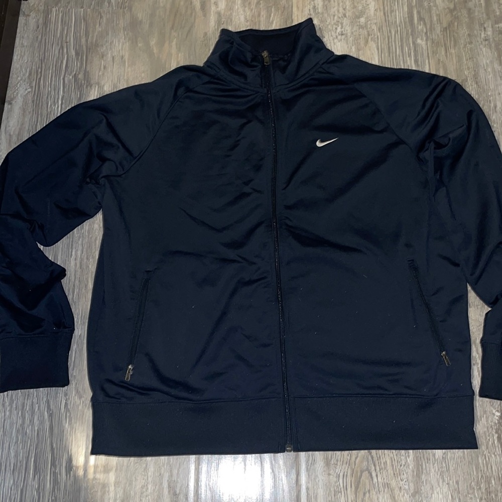 Nike sweat suit jacket XL navy blue gently used retail $120